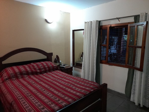 Casa tres dormitorios en calle General Paz al 2.300 apta credito hipotecario