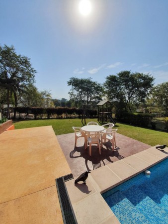 Casa premium en Country Los Azahares Yerba Buena