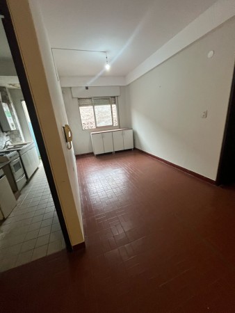 Departamento de dos dormitorios en Muñecas y Mexico