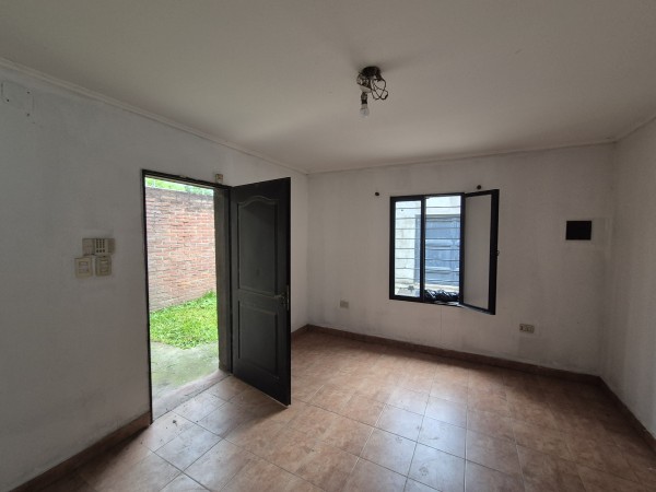 Casa 3d con pileta y quincho Barrio Ampliación América Paraguay 3.812