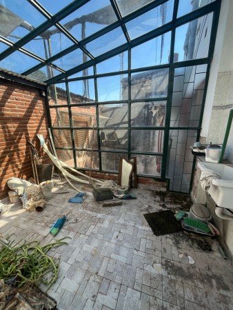 Casa de 10x50 en Coronel Zelaya 145