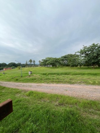 Casa en obra de 3d suite en Barri Cerrado La Comarca en Las Talitas