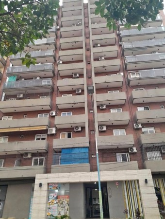 Departamento Monoambiente en Las Heras 516
