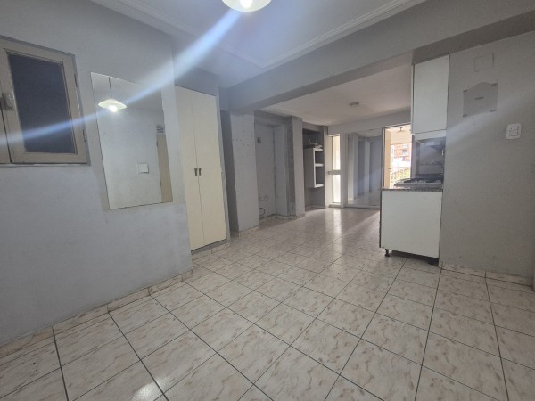 Departamento 1d en Corrientes al 900