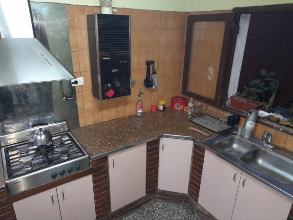Casa tres dormitorios en calle General Paz al 2.300 apta credito hipotecario