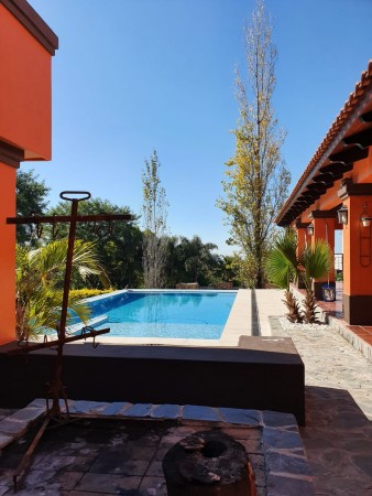 Casa premium en Country Los Azahares Yerba Buena