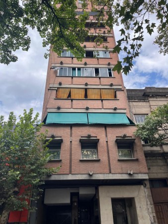 Departamento 2d en Calle Jujuy 58