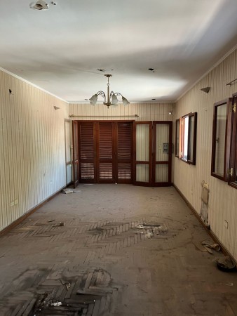 Casa de 10x50 en Coronel Zelaya 145
