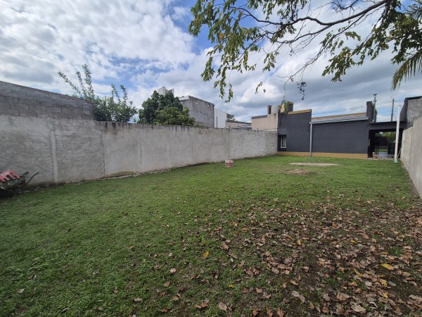 Casa en Famailla 2 d en Barrio El Cabildo apta credito hipotecario