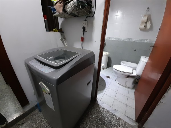 Casa tres dormitorios en calle General Paz al 2.300 apta credito hipotecario