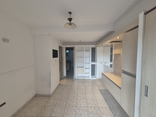 Departamento 1d en Corrientes al 900
