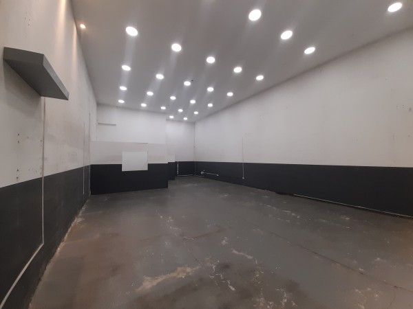 Local Comercial de 150 m2 en Avenida Kirchner al 2.300