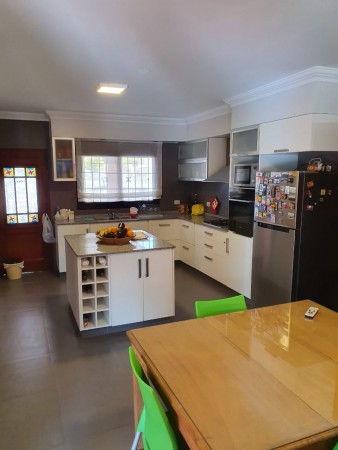 Casa premium en Country Los Azahares Yerba Buena