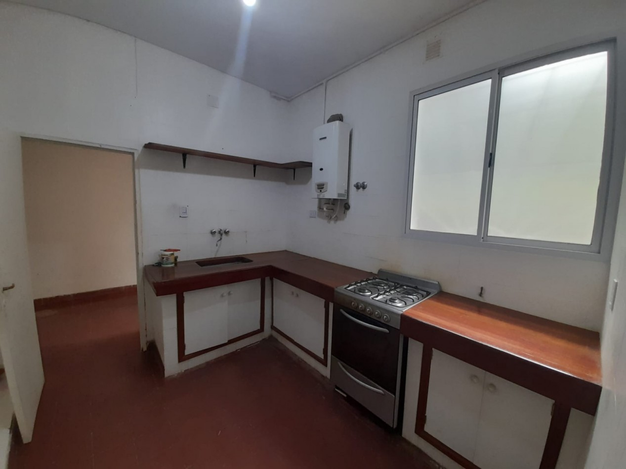 CASA YERBA BUENA EN EL CORTE APTA CREDITO DE 3 DORMITORIOS CON PILETA Y PARQUE 