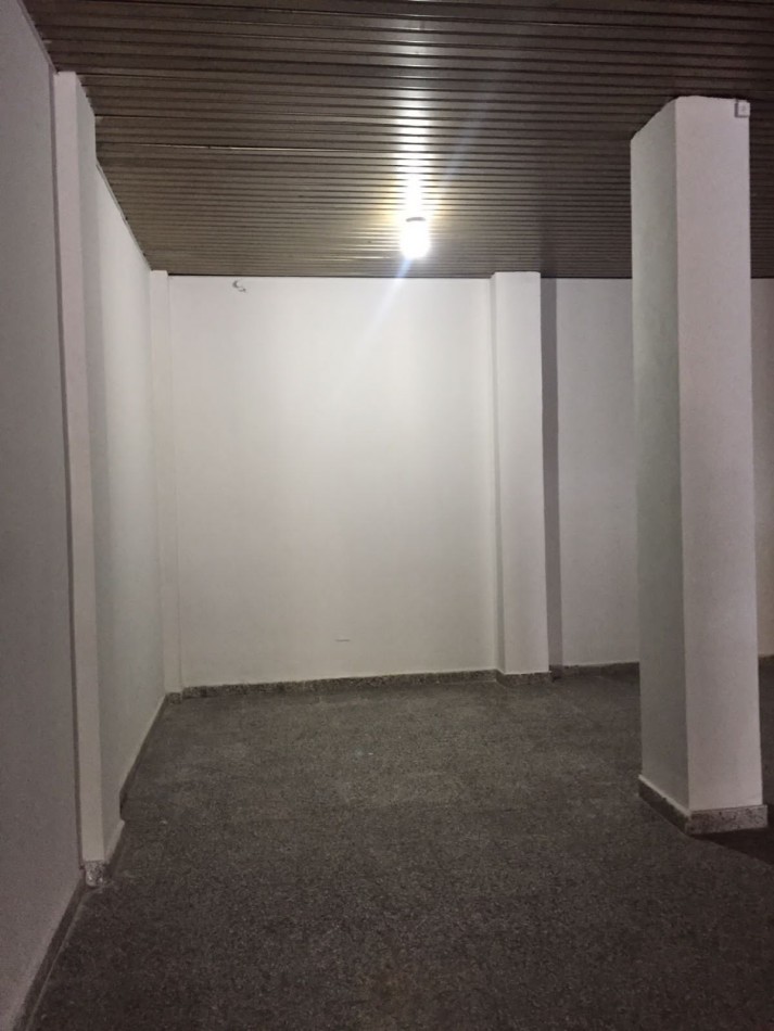 LOCAL COMERCIAL EN ZONA NORTE SOBRE VIRGEN DE LA MERCED AL 1100