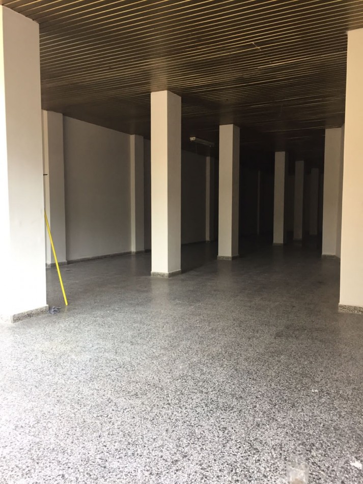 LOCAL COMERCIAL EN ZONA NORTE SOBRE VIRGEN DE LA MERCED AL 1100