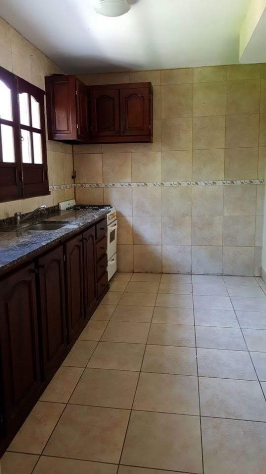 DUPLEX 4D EN YERBA BUENA ALTURA SOLANO VERA Y MENDOZA INGRESO AL GLOF CLUB YERBA BUENA