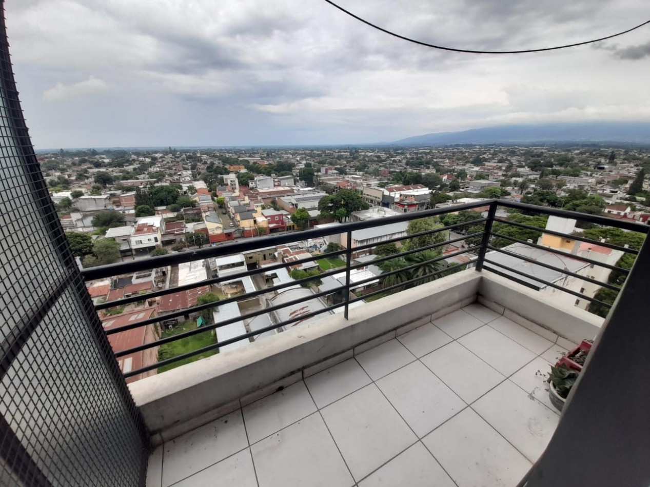 MONOAMBIENTE CON AA Y HELADERA EN AVENIDA MATE DE LUNA 2.250