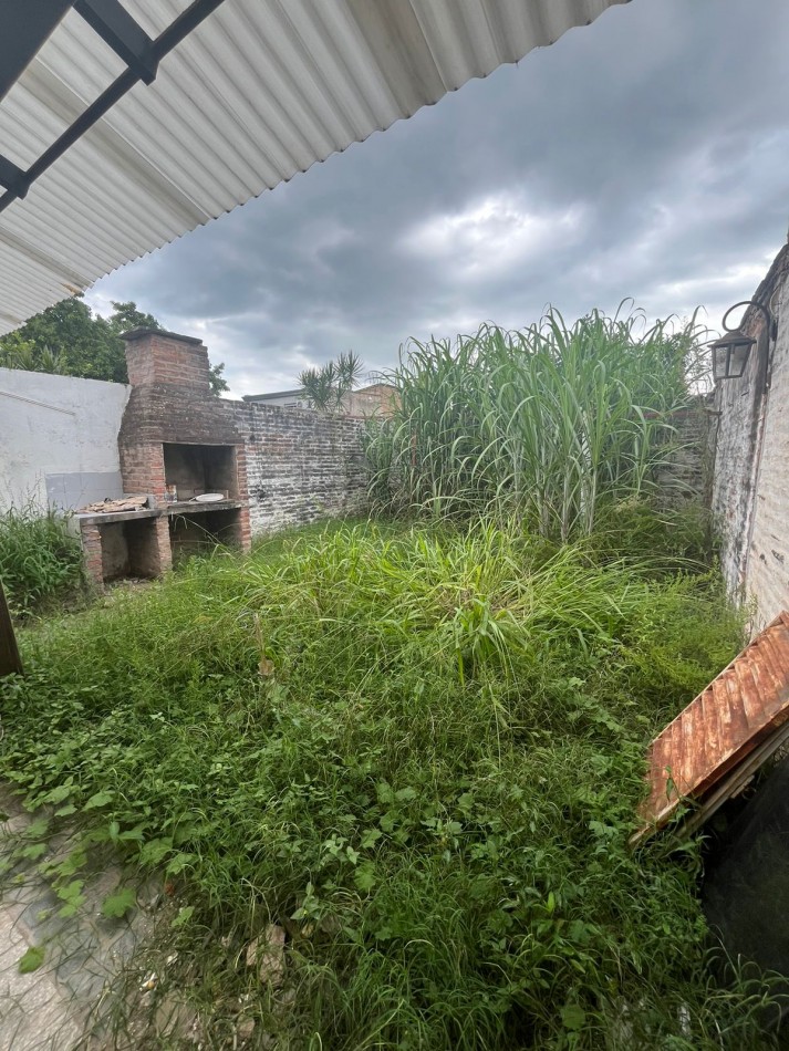 CASA 3D BARRIO 17 DE AGOSTO ALTURA AVENIDA COLON AL 1800