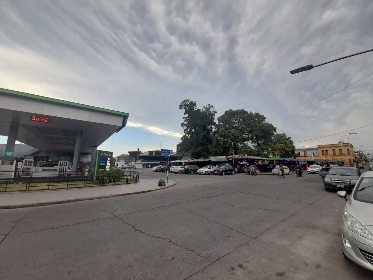 LOCAL COMERCIAL FRENTE A LA TERMINAL VIEJA