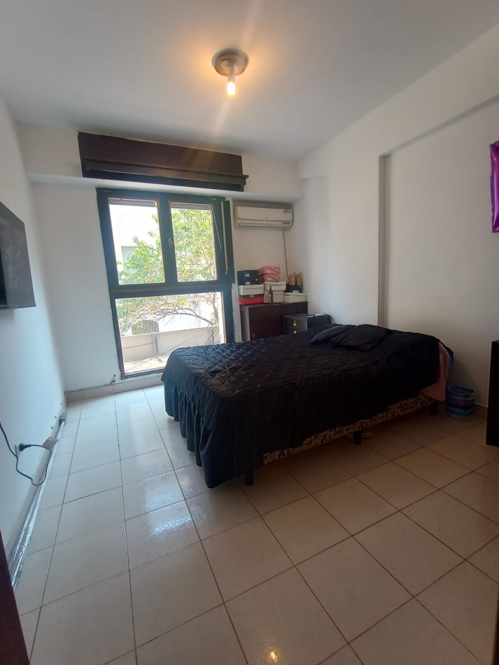DEPARTAMENTO 1D AMPLIO EN MENDOZA Y VIRGEN DE LA MERCED