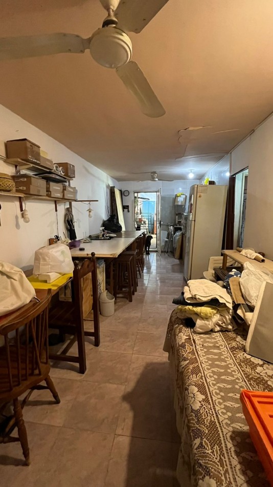 CASA CON LOCAL COMERCIAL EN BARRIO INDEPENDENCIA