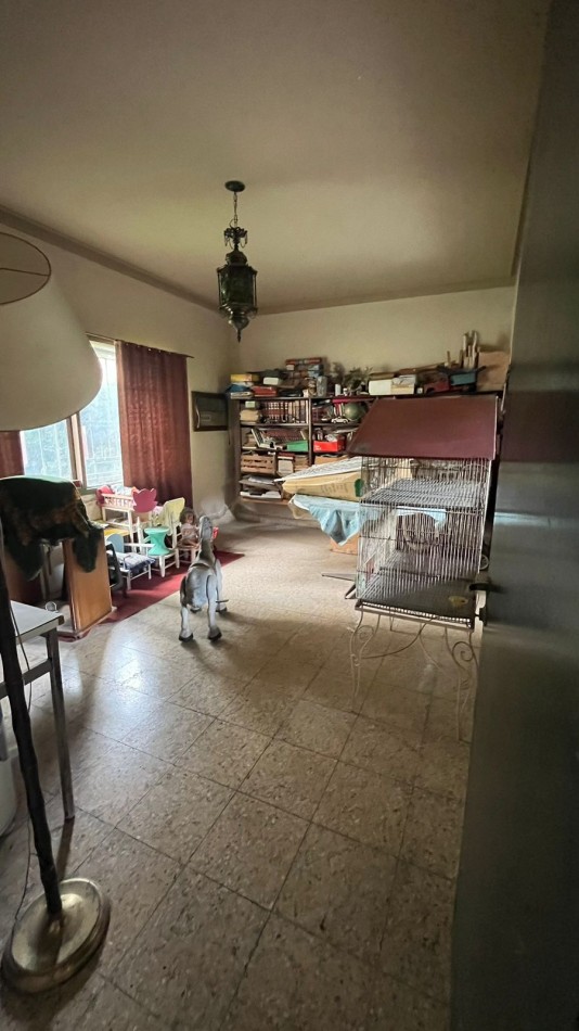 IMPORTANTE CASA 4D VIRGEN DE LA MERCED 700, 780m2