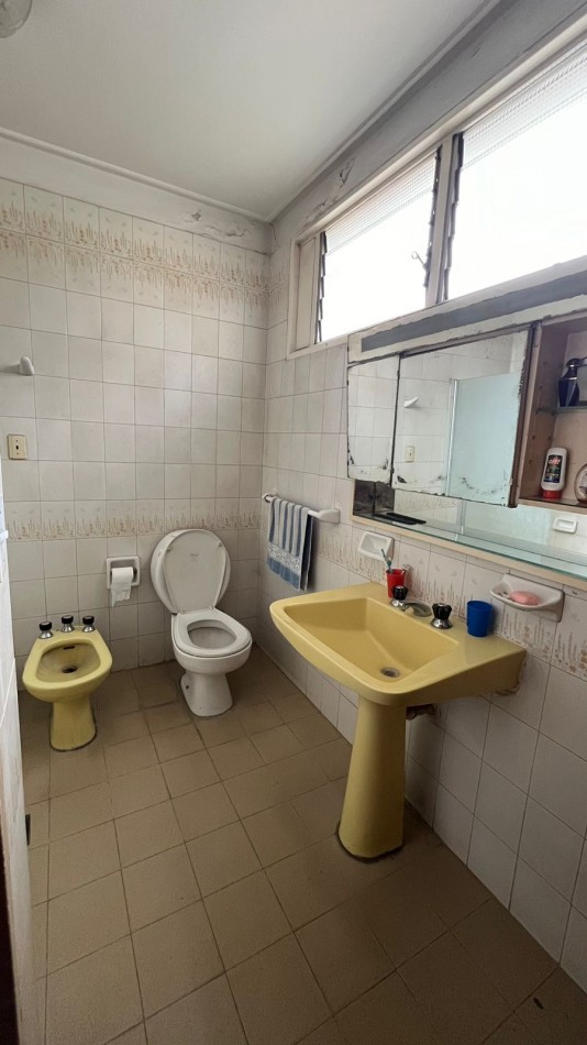 IMPORTANTE CASA 4D VIRGEN DE LA MERCED 700, 780m2