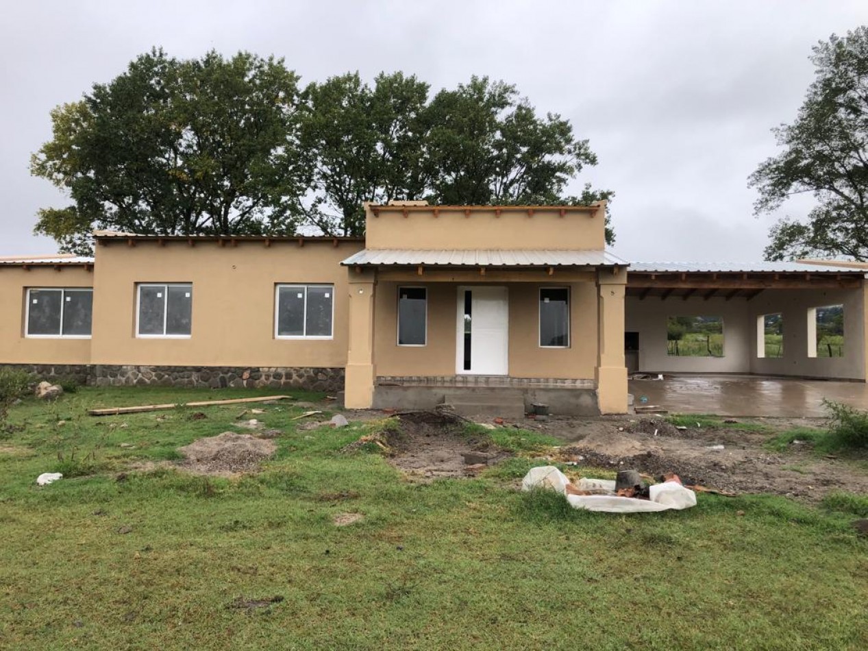 2 HERMOSAS CASAS A ESTRENAR EN TAFI DEL VALLE, VILLA CHENAUT