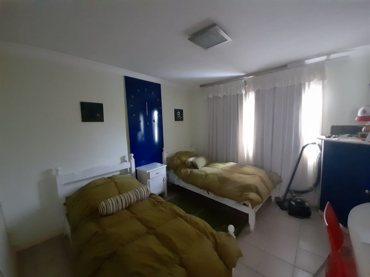 CASA COUNTRY DEL GOLF NUEVO CON PILETA YERBA BUENA