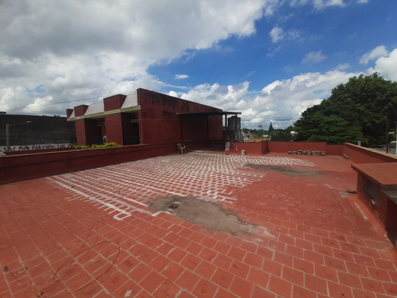 CASA EN CONGRESO AL 1000 DE TRES DORMITORIOS