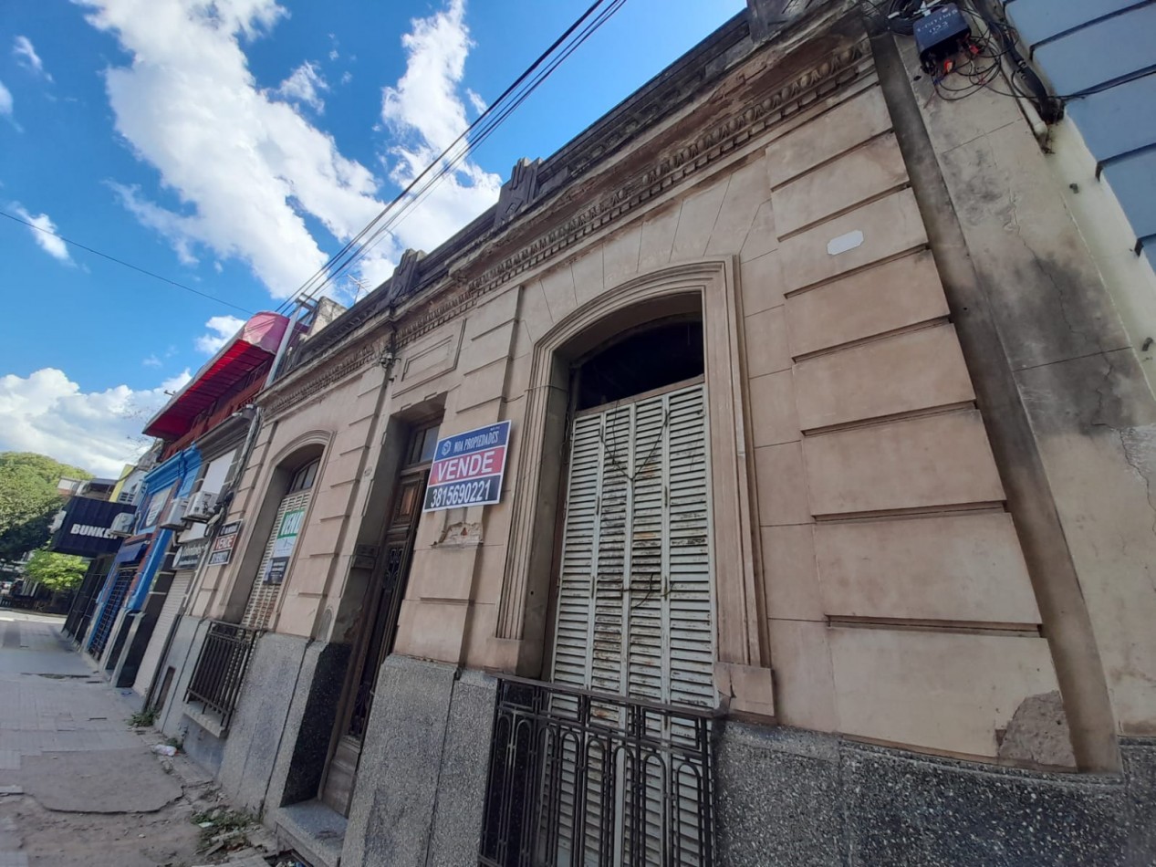 IMPORTANTE INMUEBLE EN ZONA PLAZOLETA MITRE SOBRE AVENIDA MITRE AL 800