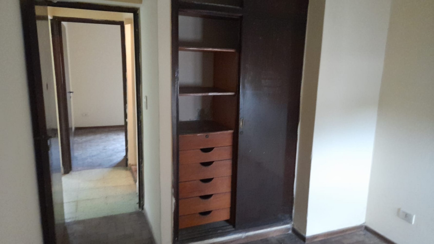 DEPARTAMENTO 2D EN 24 DE SEPTIEMBRE AL 1000