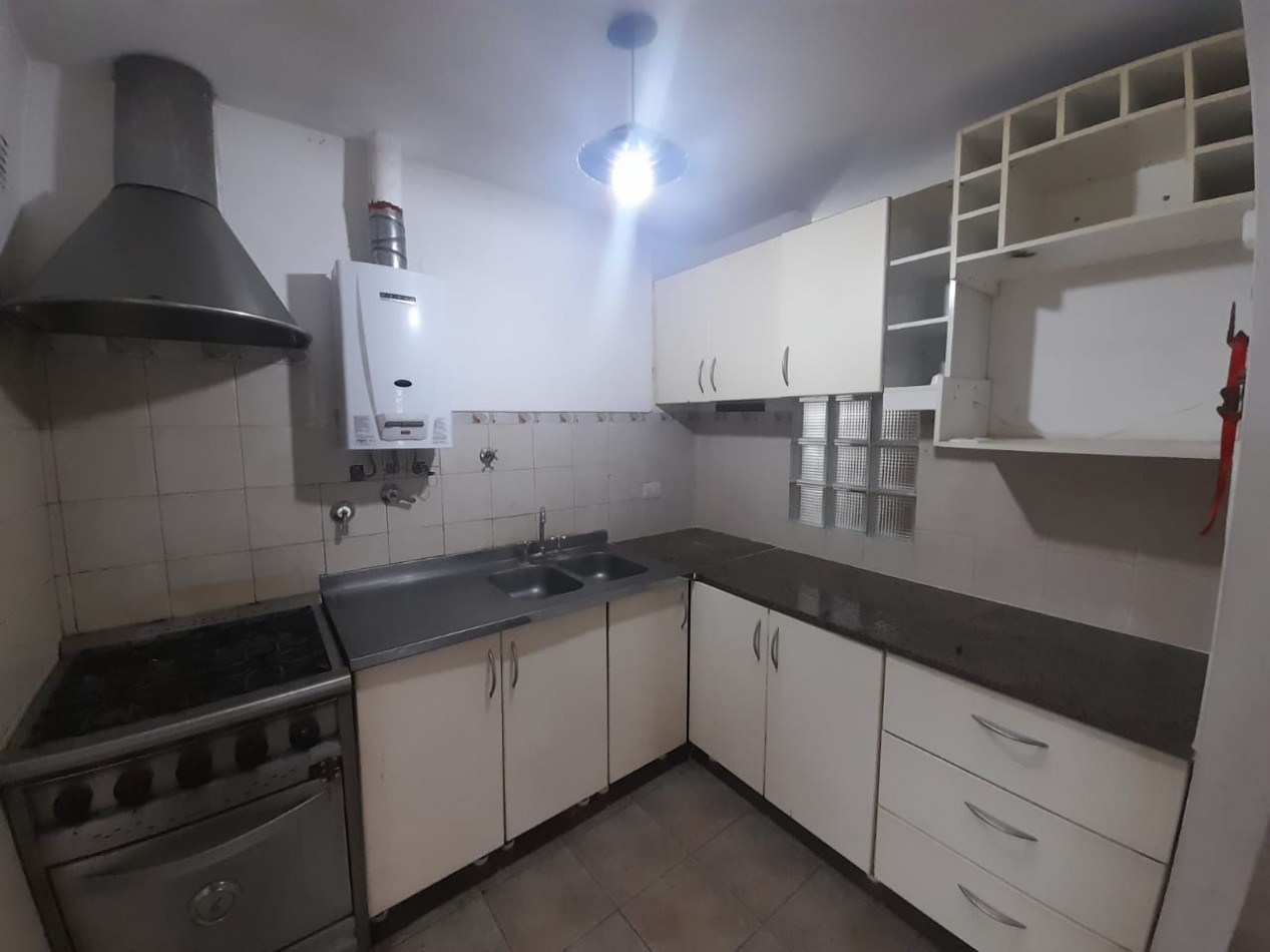 CASA ESQUINA EN YERBA BUENA ZONA PARQUE UNIVERSITARIO JUJUY Y DARWIN