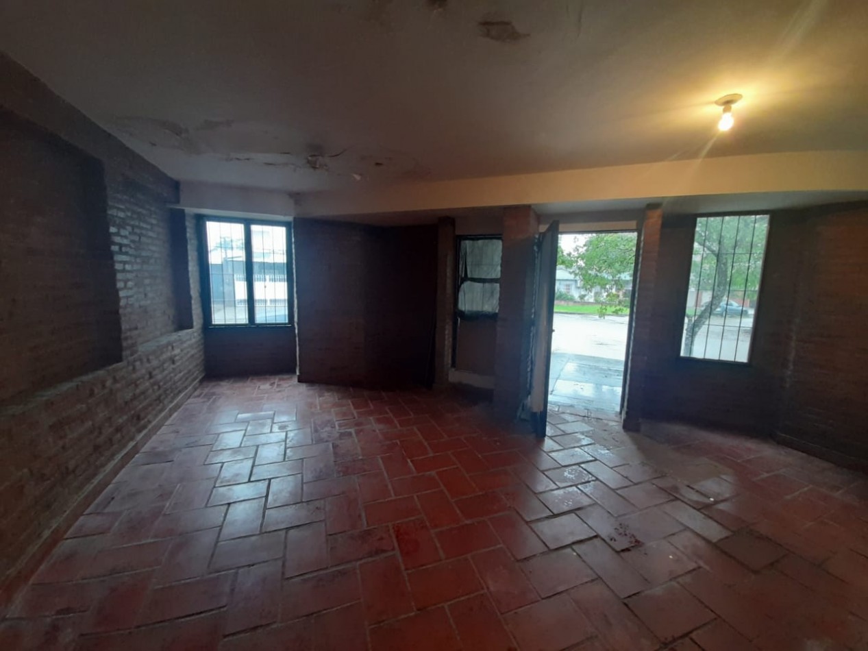 CASA ESQUINA EN YERBA BUENA ZONA PARQUE UNIVERSITARIO JUJUY Y DARWIN