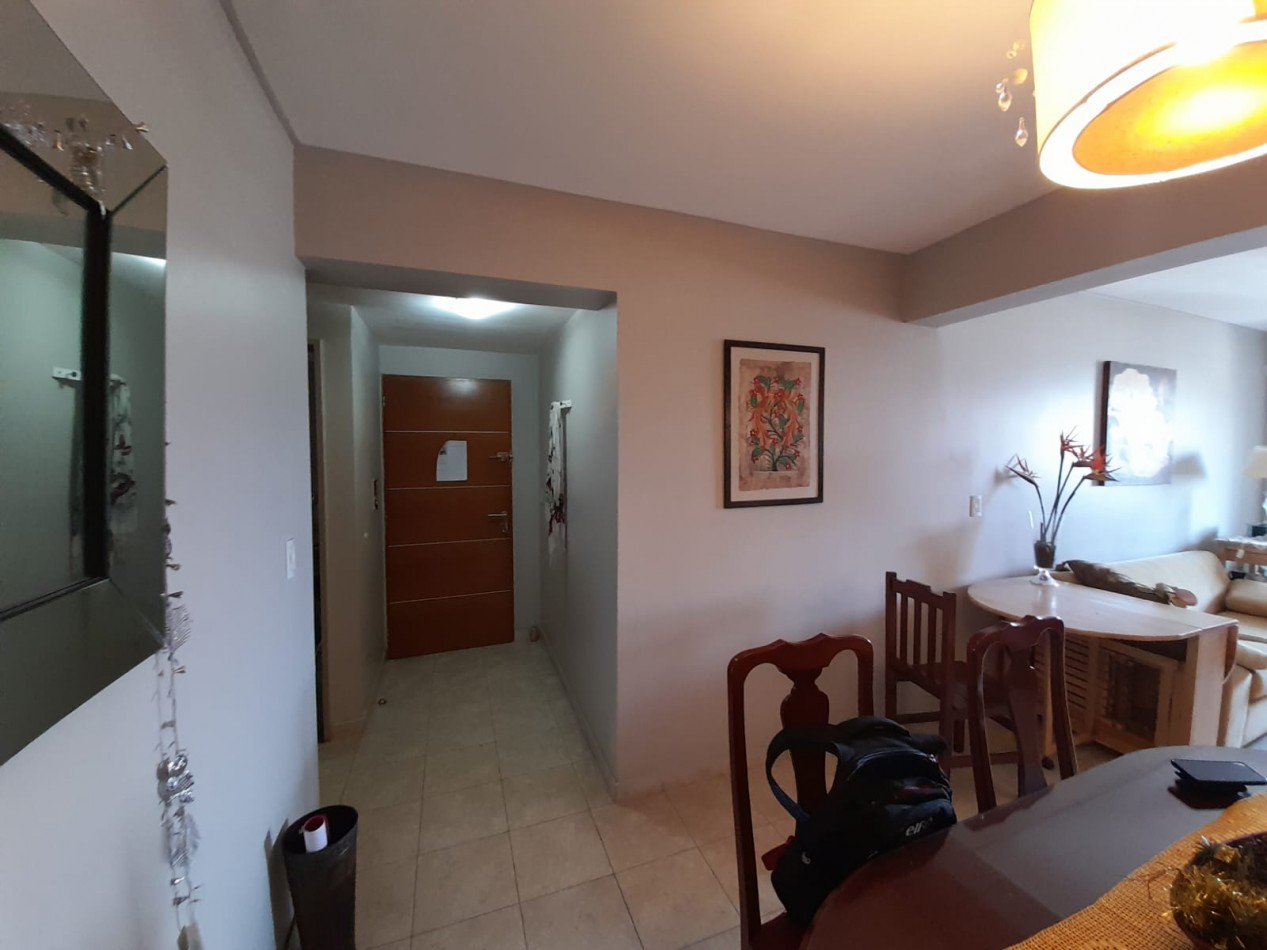 DEPARTAMENTO 1D AMOBLADO CON COCHERA EN BARRIO SUR RONDEAU Y LA RIOJA