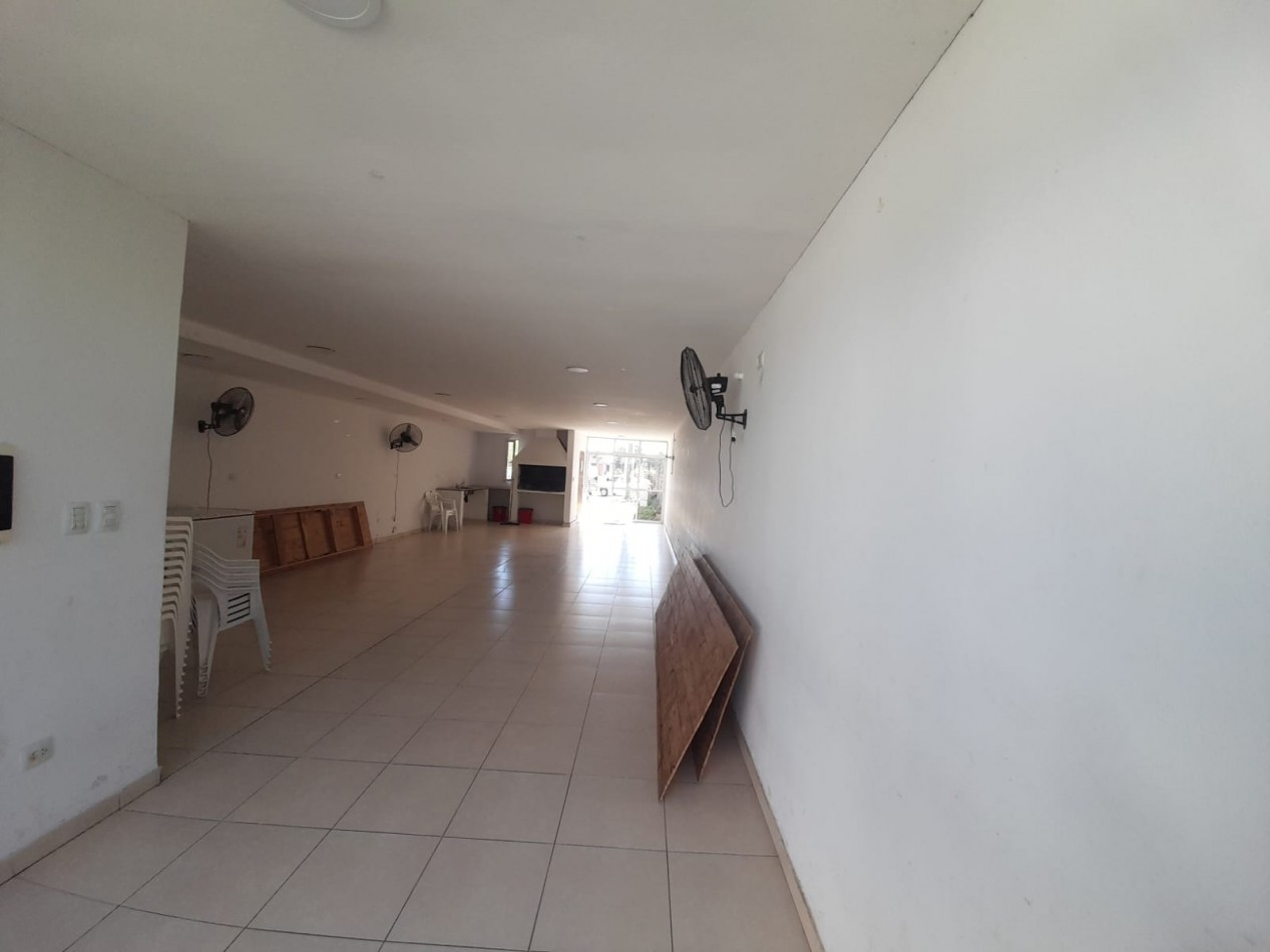 DUPLEX 2D CON COCHERA, COMPLEJO CERRADO HOLMBERG 1800