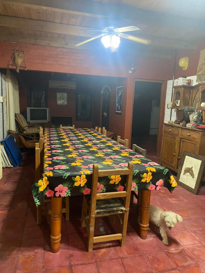 CASA QUINTA CON UNA HECTAREA Y MEDIA EN ESTACION ARAOZ A 30 MINUTOS DEL CENTRO
