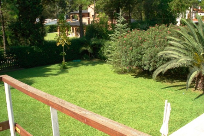 CASA 4D GOLF VIEJO YERBA BUENA PARQUE PISCINA APTA CREDITO