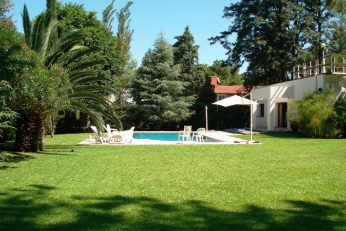 CASA 4D GOLF VIEJO YERBA BUENA PARQUE PISCINA APTA CREDITO