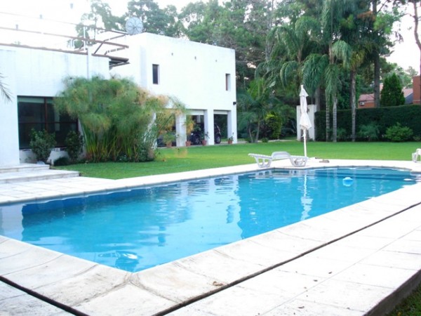 CASA 4D GOLF VIEJO YERBA BUENA PARQUE PISCINA APTA CREDITO