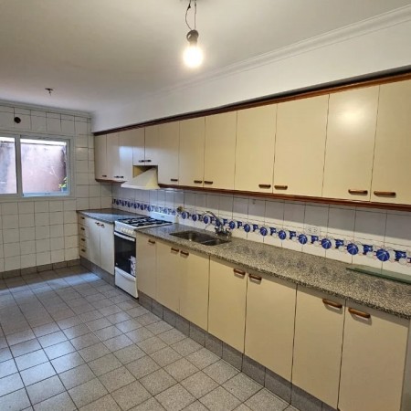 Piso 3 d D/S Salta al 500 Barrio Norte