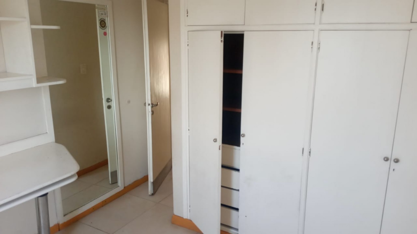 Departamento de tres dormitorios con cochera en Cordoba 450 apto credito hipotecario OPORTUNIDAD