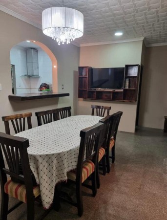 Departamento tres dormitorios en Concepción sobre calle Belgrano al 300