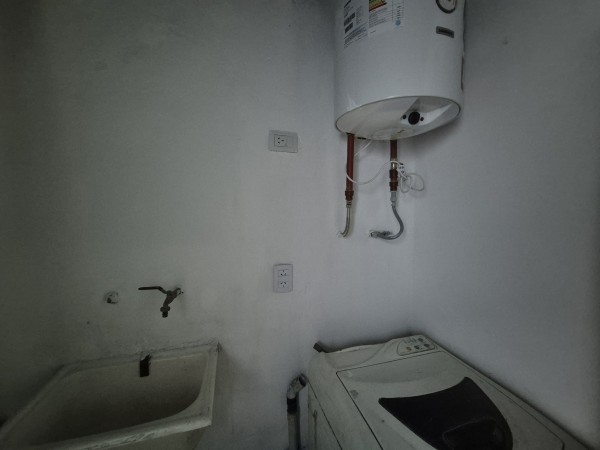 Departamento de un dormitorio en Ayacucho y Avenida Independencia