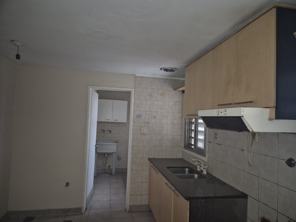 Departamento de tres dormitorios con cochera en Cordoba 450 apto credito hipotecario OPORTUNIDAD