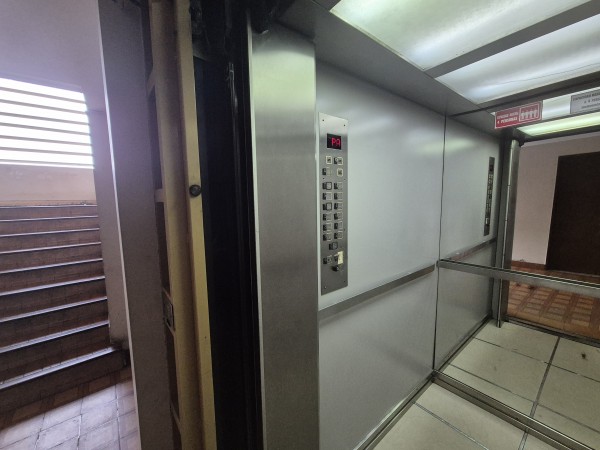 Departamento de tres dormitorios con cochera en Cordoba 450 apto credito hipotecario OPORTUNIDAD