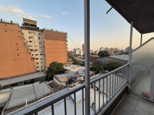 Departamento Mono ambiente semi amoblado en Marco Avellaneda 321