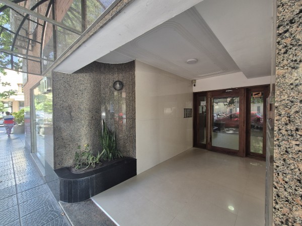 Departamento monoambiente en San Lorenzo 1.110 esquina Alberdi