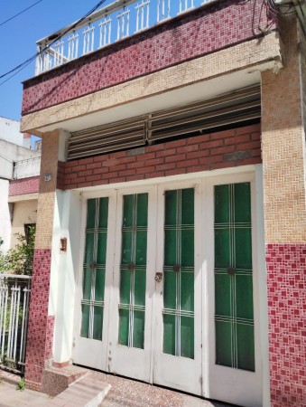Casa 3d en Pasaje Garibaldi 37 a metros del Parque Avellaneda